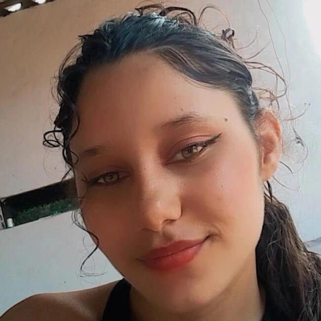Babá em Cuiabá: MILENY