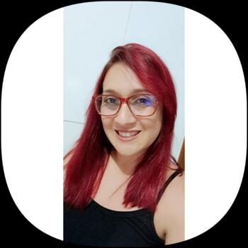 Babá em Pindamonhangaba: Bruna