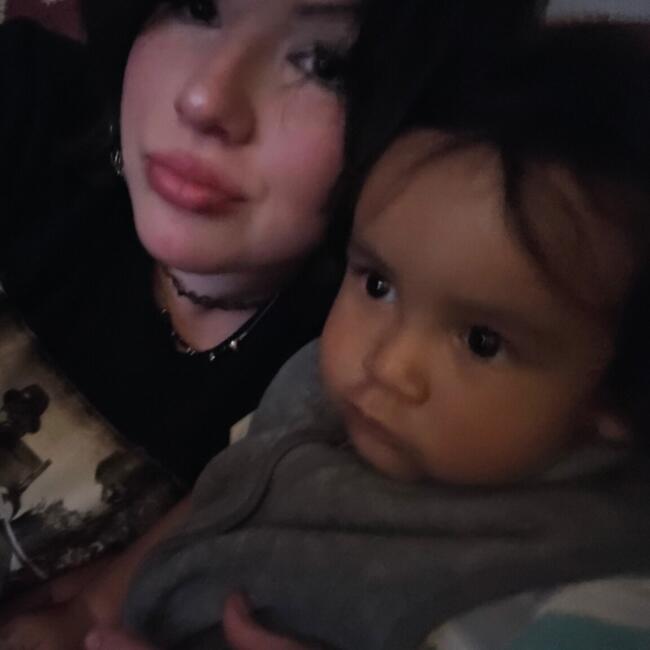 Babysitter in Regina: Chloe