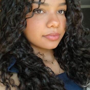 Babysitter in Vitória da Conquista: Tais