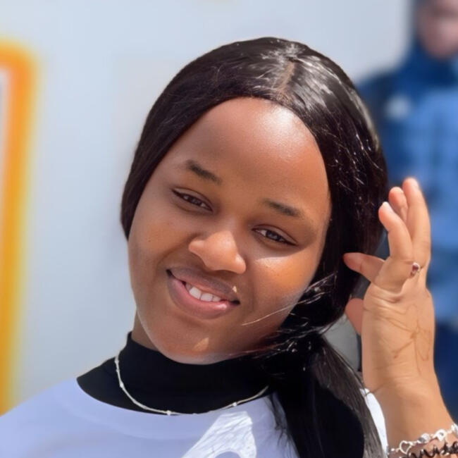 Babysitter em Amadora: Elisa