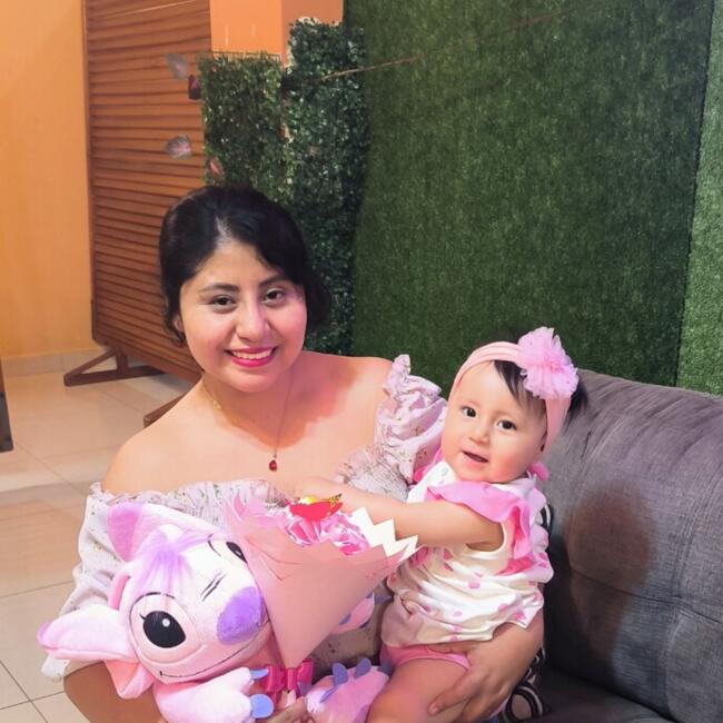 Trabajo para niñera en Camilo Ponce Enríquez: Patricia