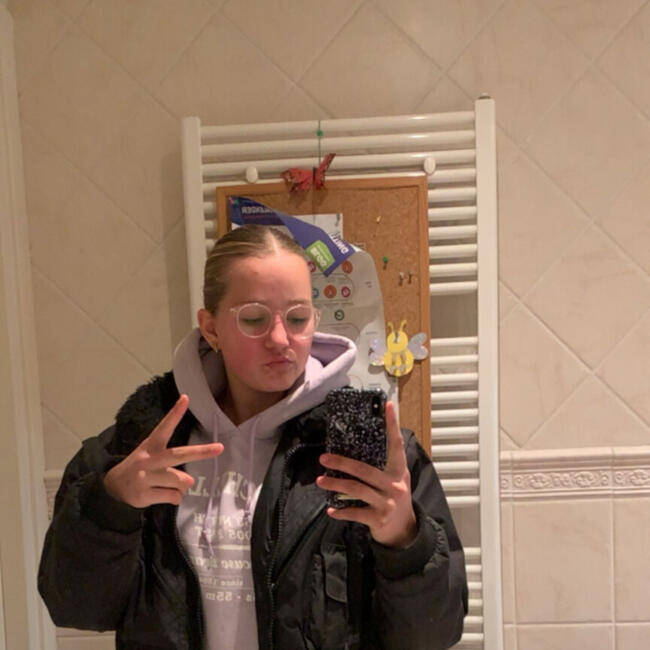 Babysitter in Ureterp: Lisanne