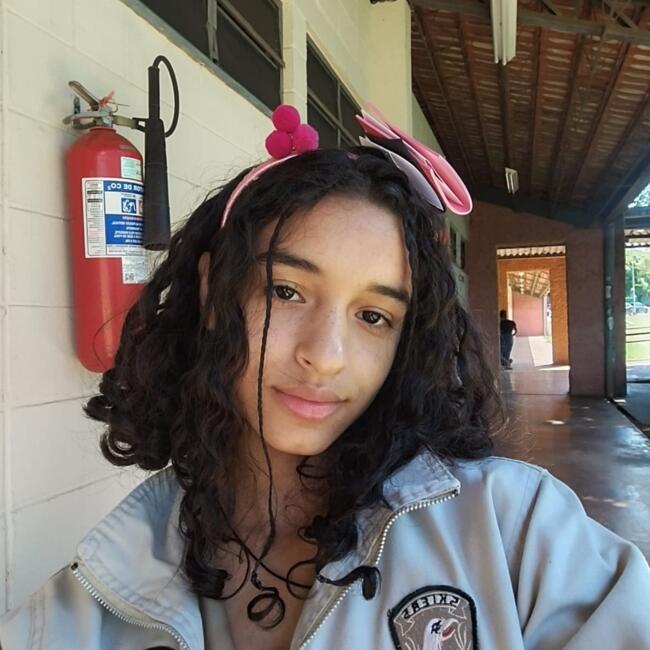 Babysitter in Rolândia: Suellen