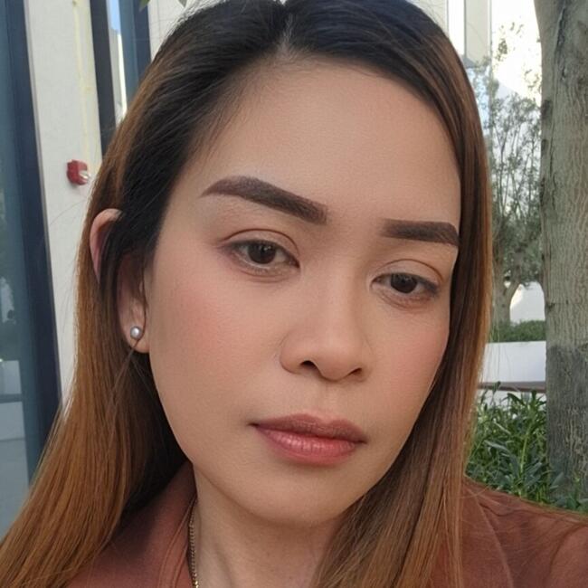 مربية أطفال في دبي: Ruthy