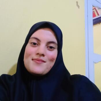 جليسة أطفال في رباط: Fatiha