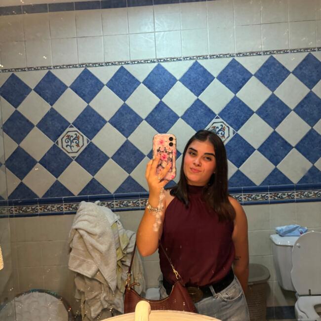 Niñera en Sanlúcar de Barrameda: Ainara