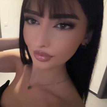 Babysitting job in Peristeri: babysitting job Julia