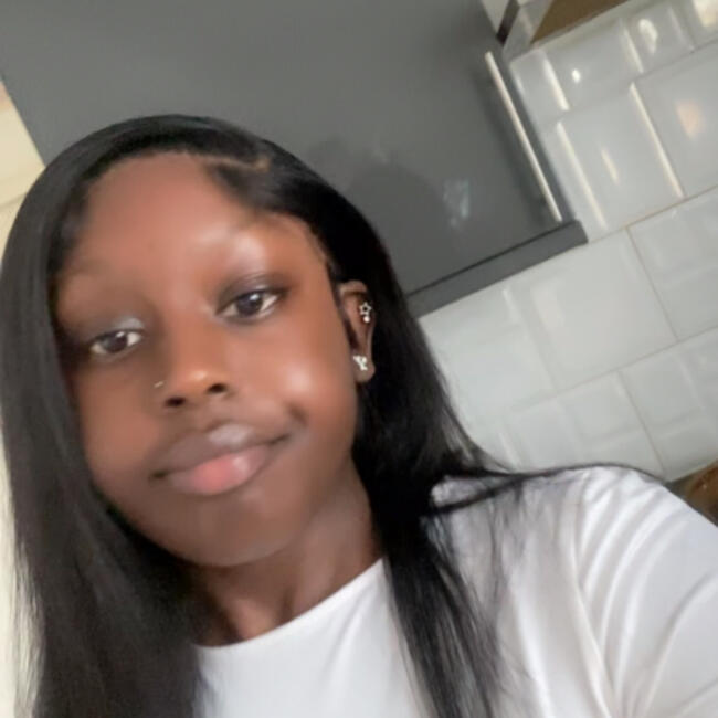 Niñera en London: Tolu