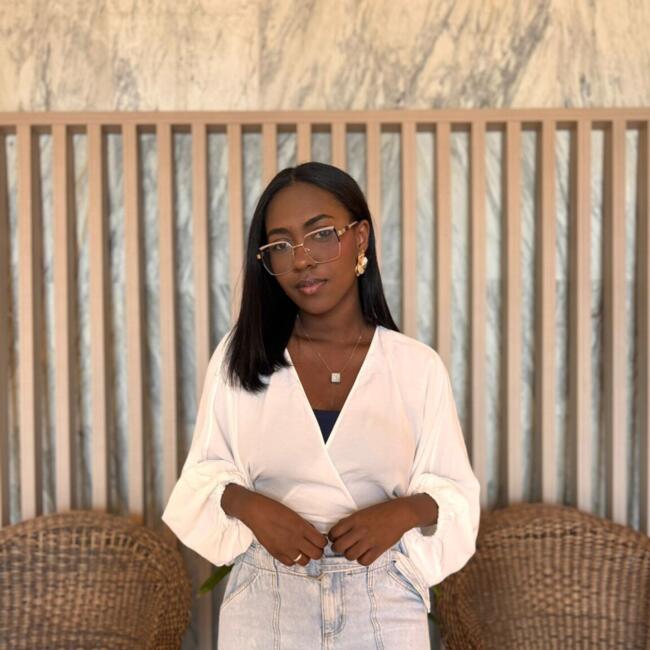 Babysitter in Salvador: Alice