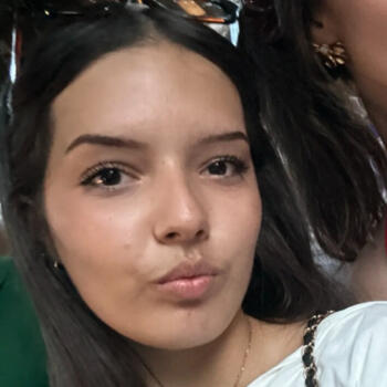 Babysitter in Aubière: Lina