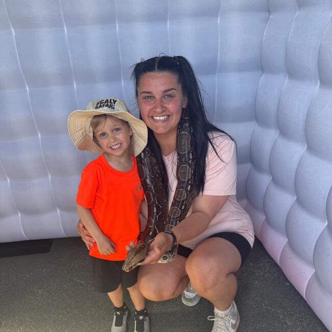 Babysitter in Abergele: Rebecc