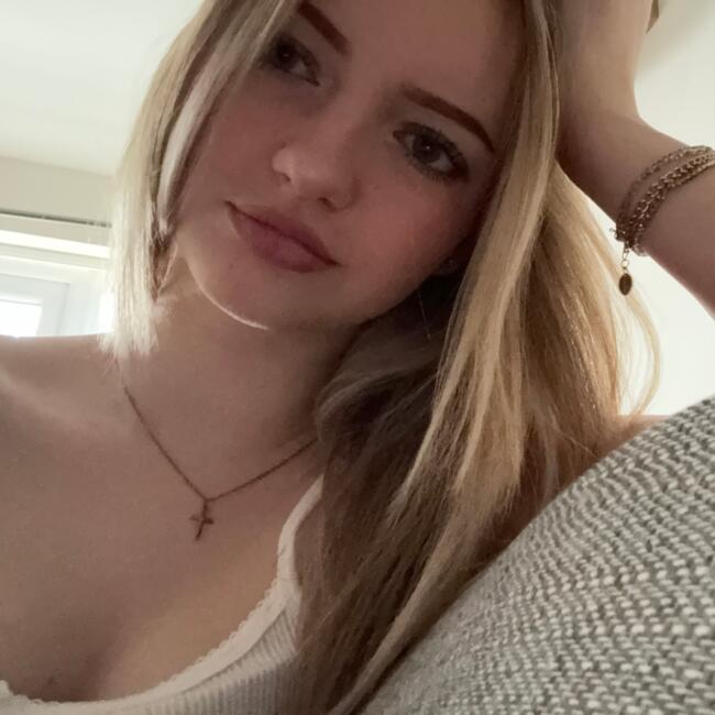 Babysitter in Nottingham: Aleksa