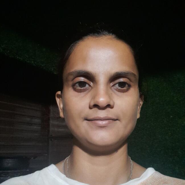 बम्बई में आया: Ruma