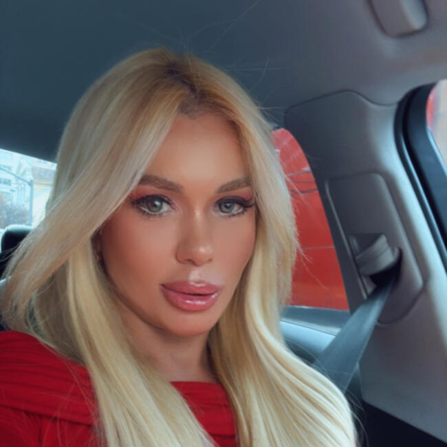 Babysitter in Sunny Isles Beach: Taizi