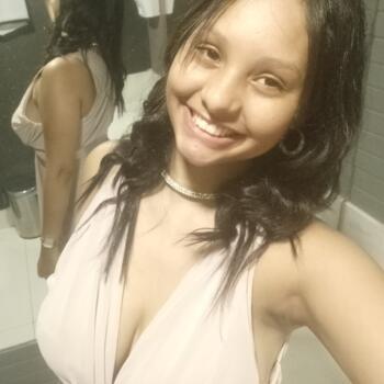 Babysitter in Natal: Ana