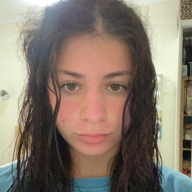 Babysitter in Darwin: Maria