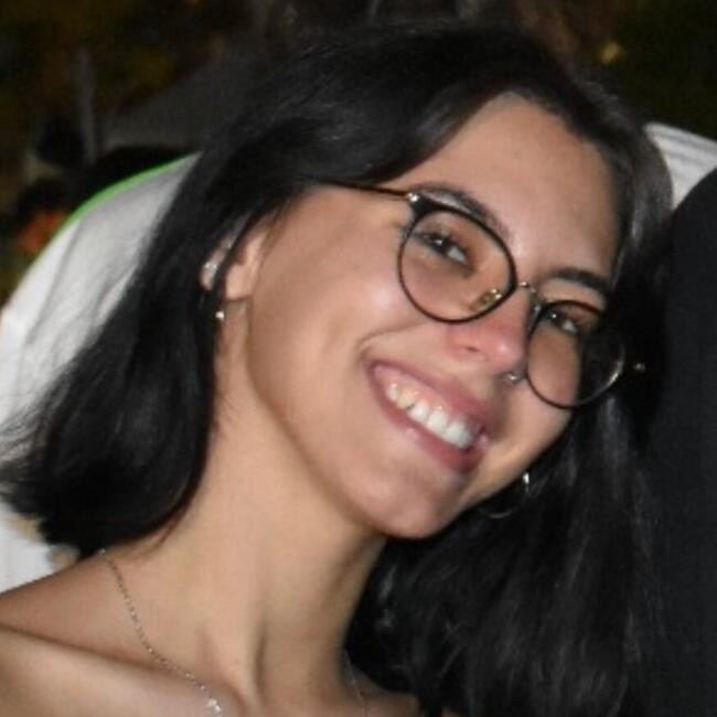Babysitter in Seixal: Beatriz