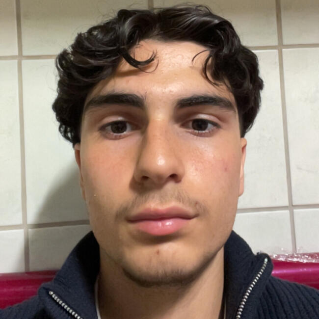 Babysitter in Hjällbo: Nasradin