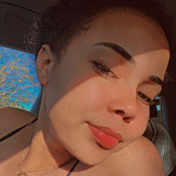 Babysitter in Trenton: Rebeca