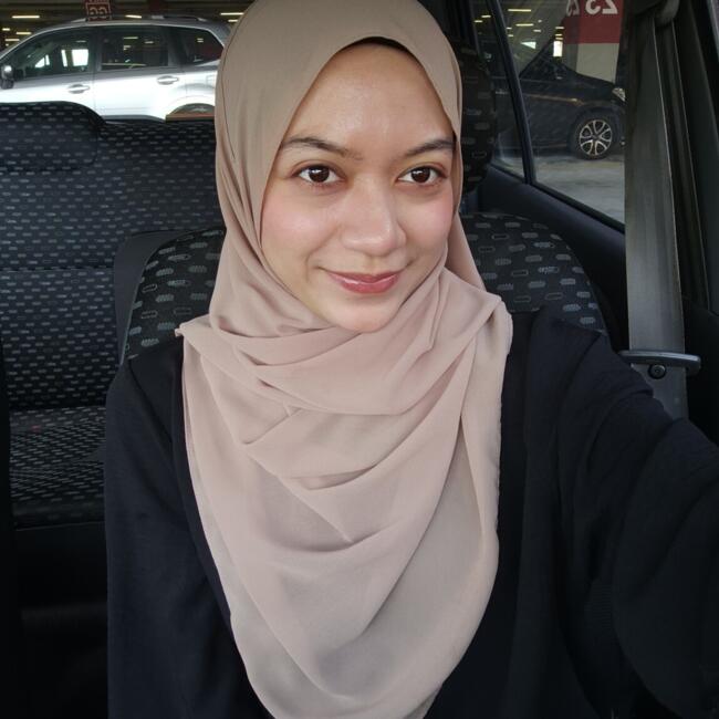 Babysitter in Petaling Jaya: Putri