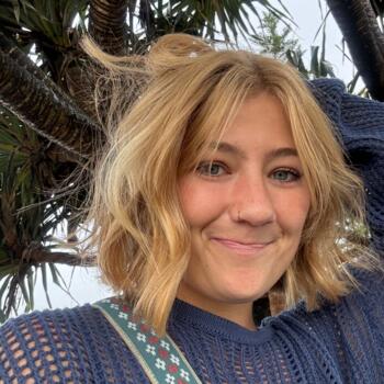 Babysitter Sunshine Coast: Lily
