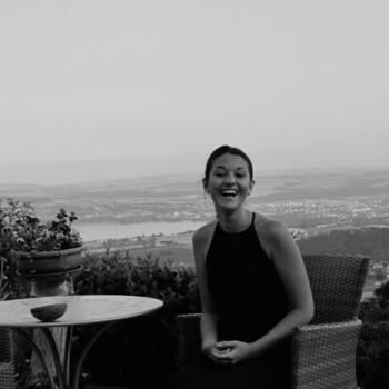 Babysitter in La Chaux-de-Fonds: Carolina