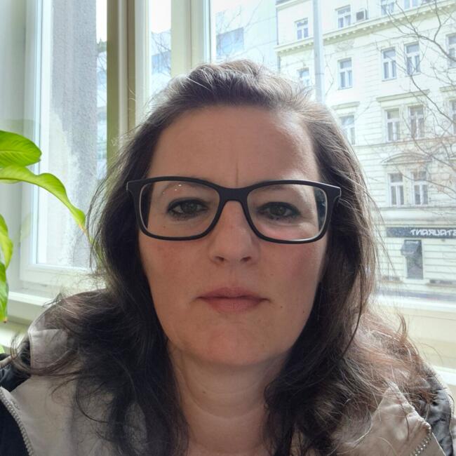 Babysitter in Prague: Jana