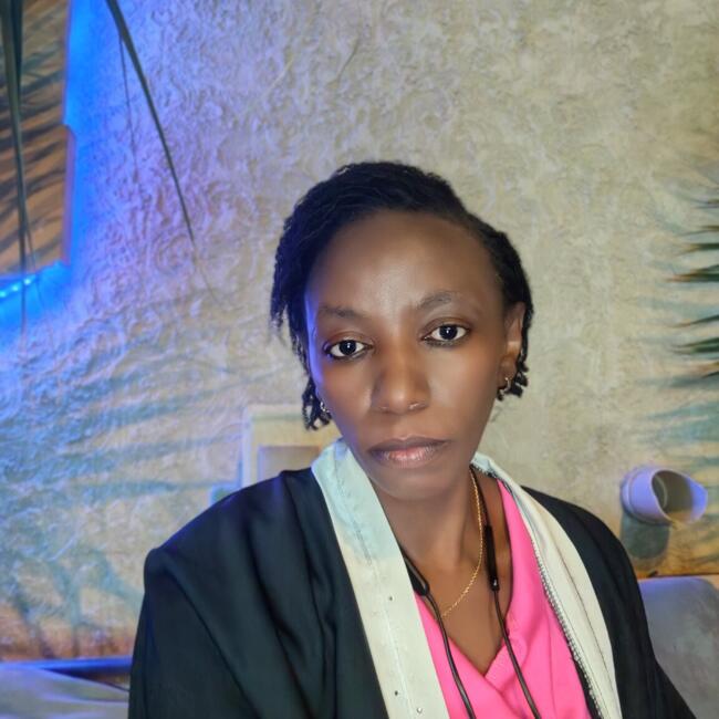 Babysitter in Riyāḑ al Khabrā’: Mary