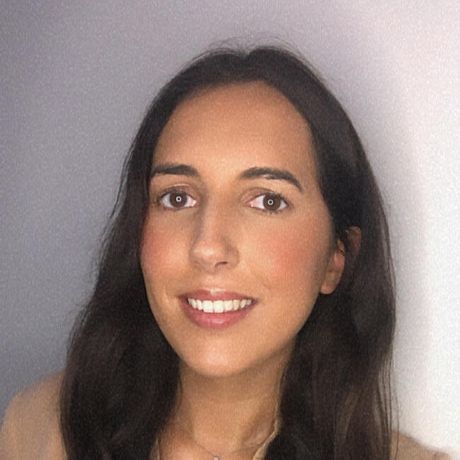 Seixal的保母: Cindy