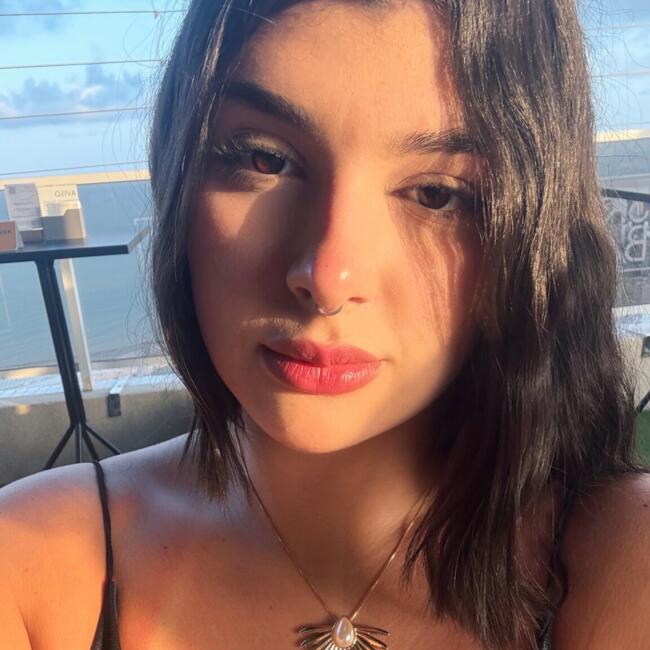 Babysitter in Araçatuba: Isadora