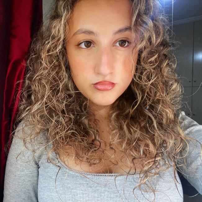 Babysitter in Athens: Eleni