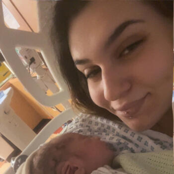 Babysitting job in East Retford: babysitting job Rayne