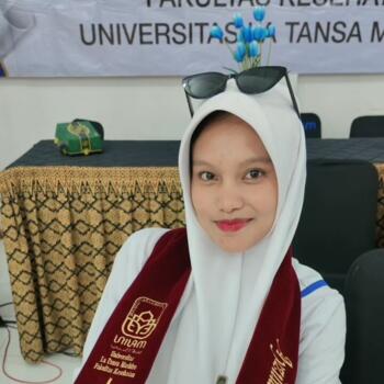 Babysitter Tangerang: Ayzilia audira