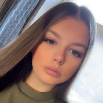 Babysitter in Bruyère (Brabant Wallon): Celia