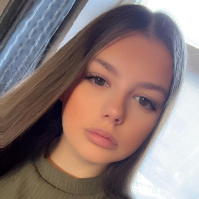Babysitter in Bruyère (Brabant Wallon): Celia