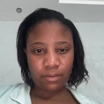 Babysitting job in Mabopane: babysitting job Zenanile