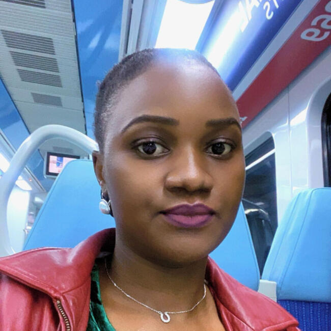 جليسة أطفال في دبي: Sheila ok