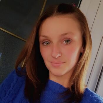 Babysitter in Maing: Audrey