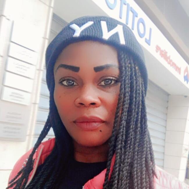 Babysitter in Walcourt: Sandrine