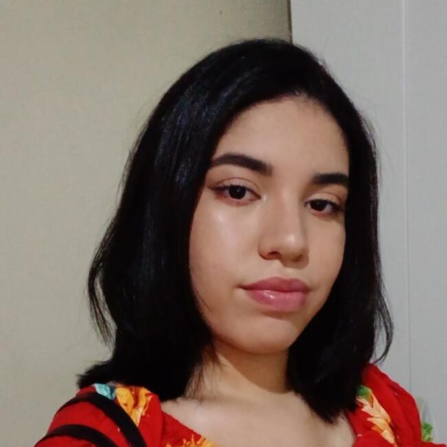 Babá em Recife: Alana