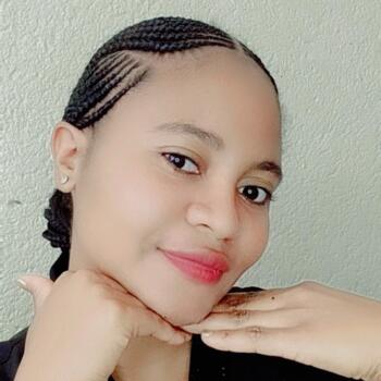 Babysitter Nelspruit: Tshegofatso