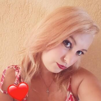 Nanny in Livry-Gargan: Anaïs