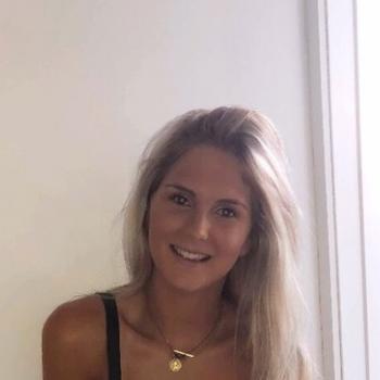 Babysitter Brisbane: Kaci