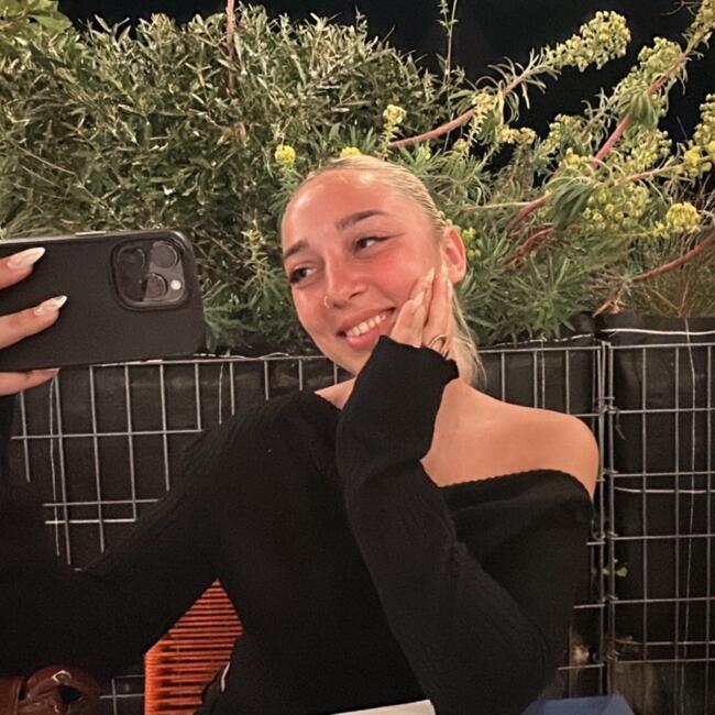 Babysitter in Toulon: Magda