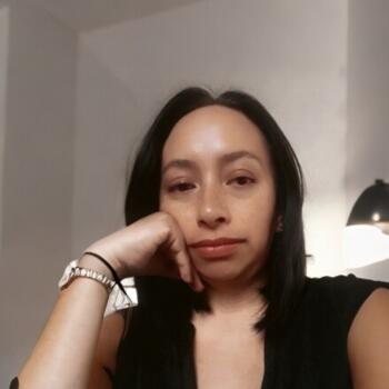 Babysitter Quito: Jenny