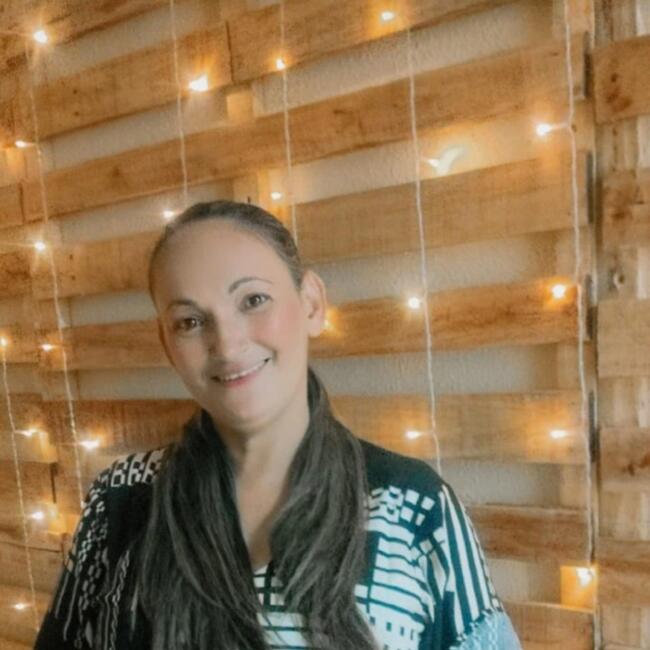 Babá em São Lourenço da Mata: Angela