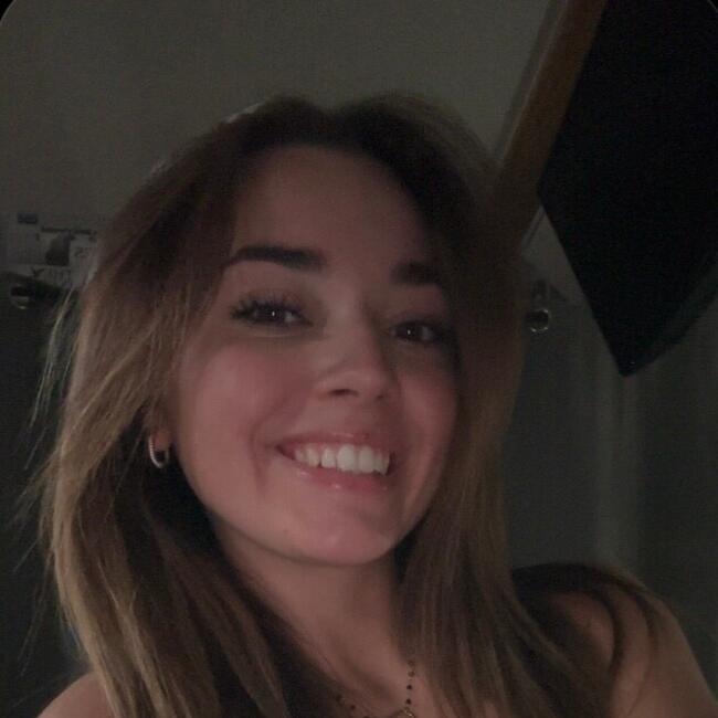 Babysitter in Aire-sur-la-Lys: Cyrielle