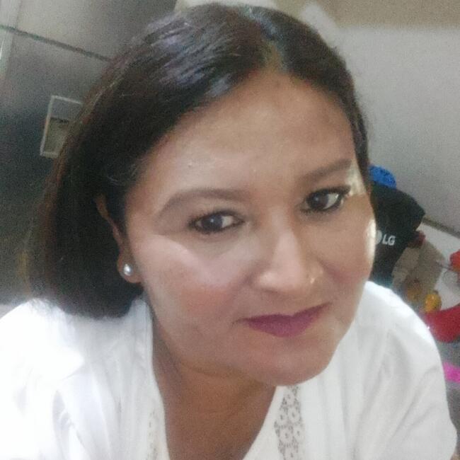 Niñera en Santa Elena: Barbara del Rocío