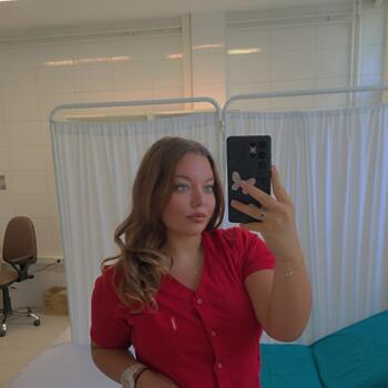 Babysitter in Ub: Danijela